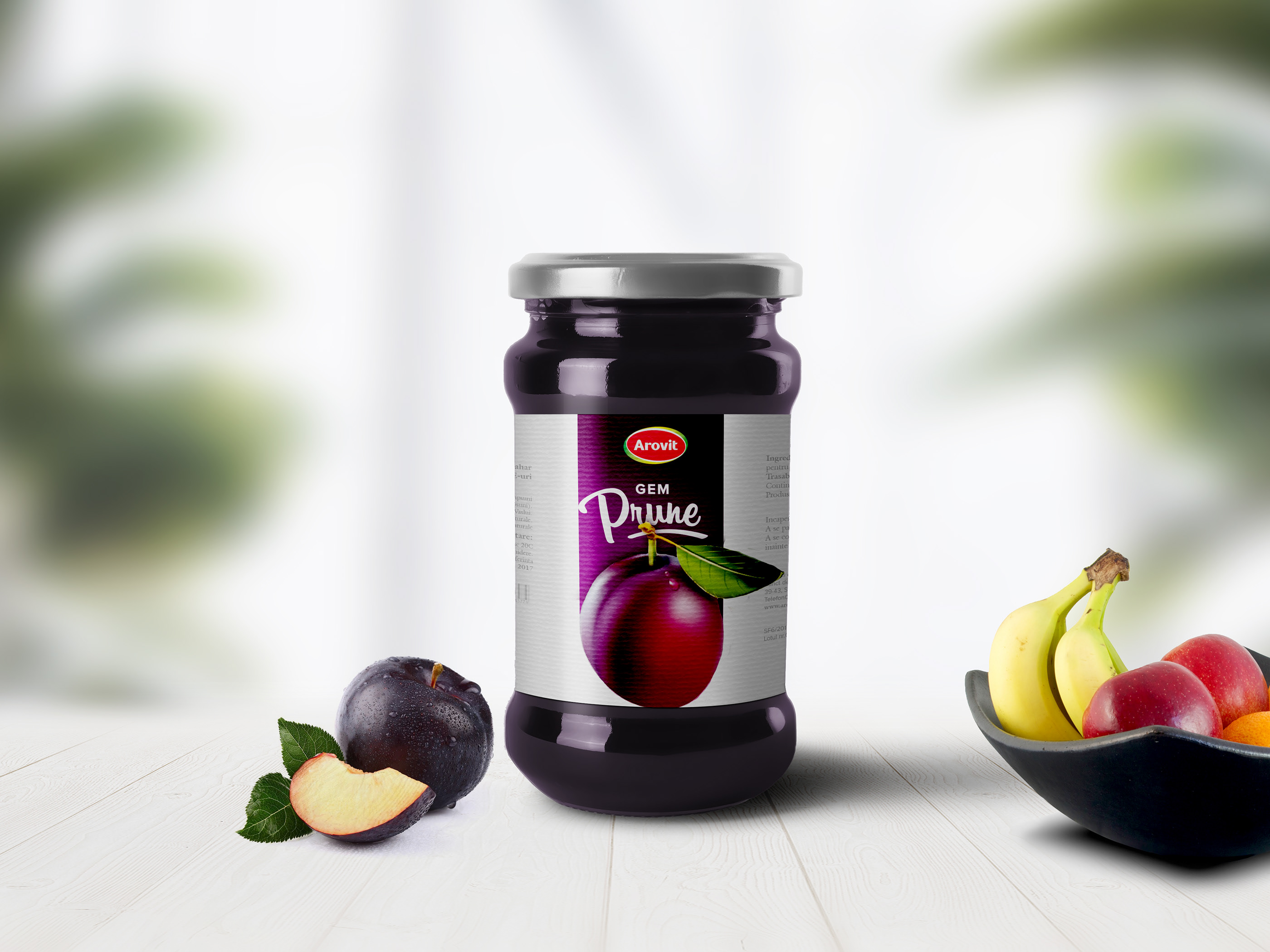 Arovit packaging design plum